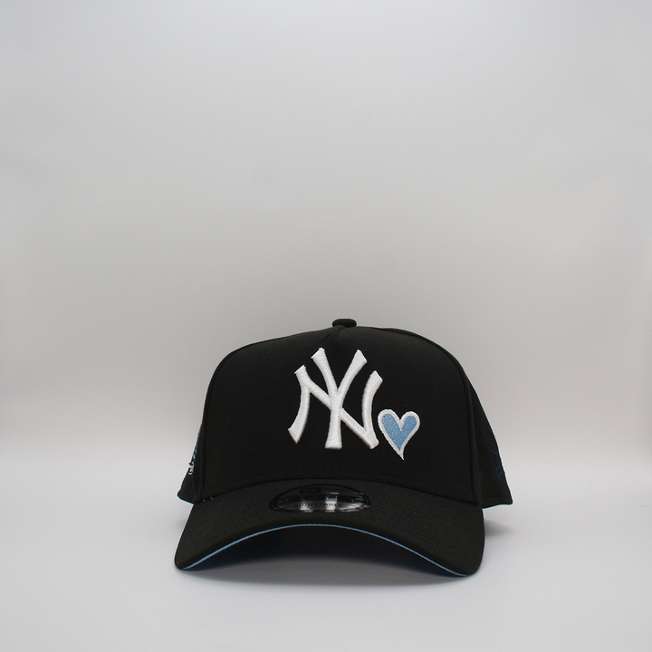 NY NEW YORK NEGRA 2024 CORAZON