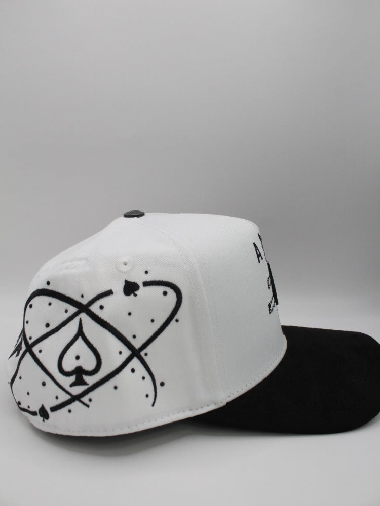 POKER EE XY PIKAS WHITE