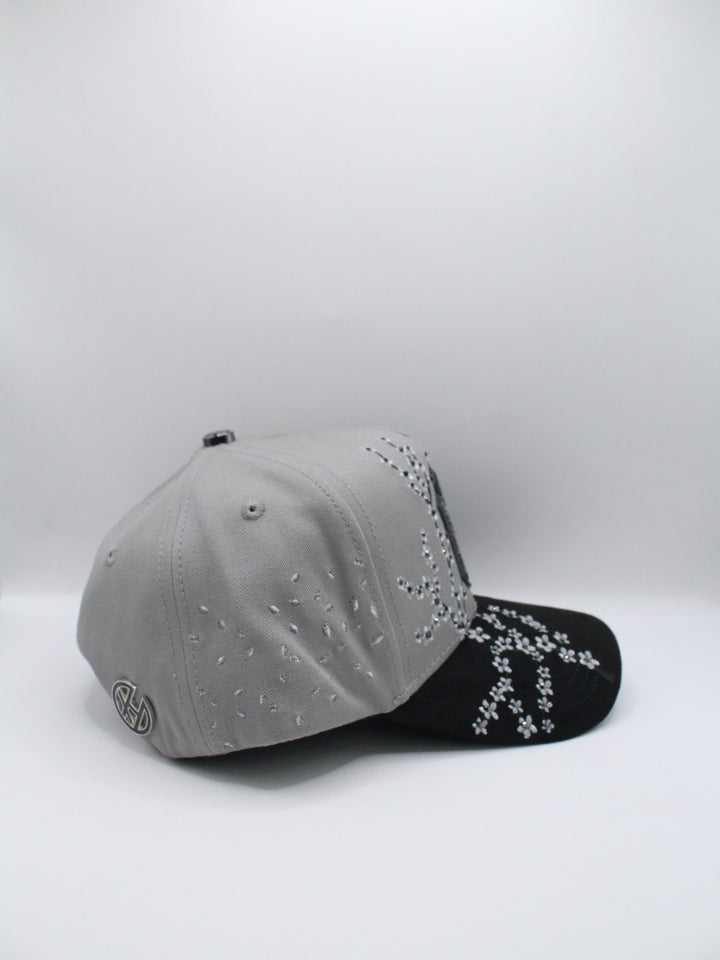 SAKURA GRAY