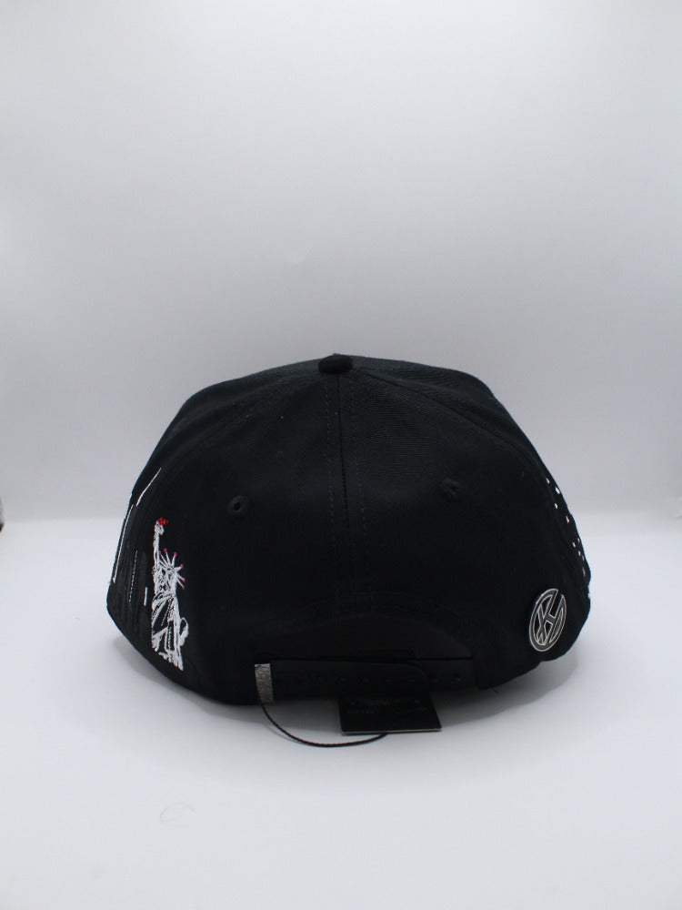 KEVIN HATS SAKURA