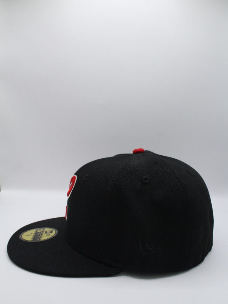 C CHICAGO WHITE SOX 95 YEARS BLACK/RED