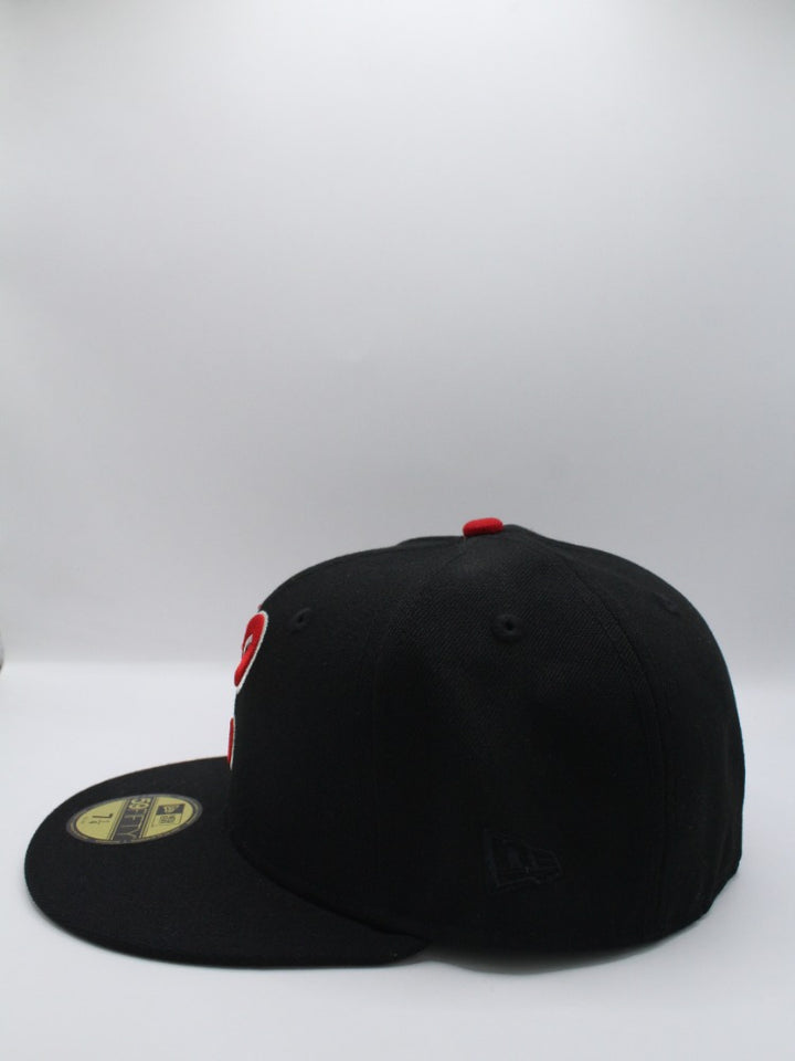 C CHICAGO WHITE SOX 95 YEARS BLACK/RED