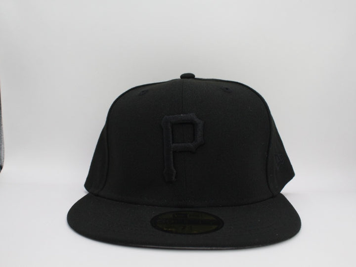 Pirates Authentic T Black