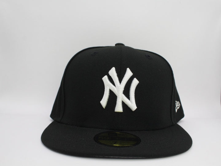 Yankees Authentic  Black