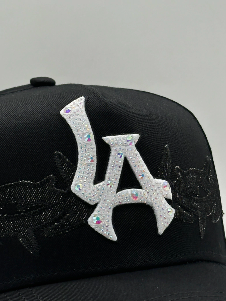 LA THORNS