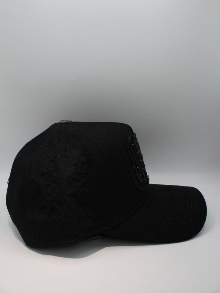 SHOOTING BLACK