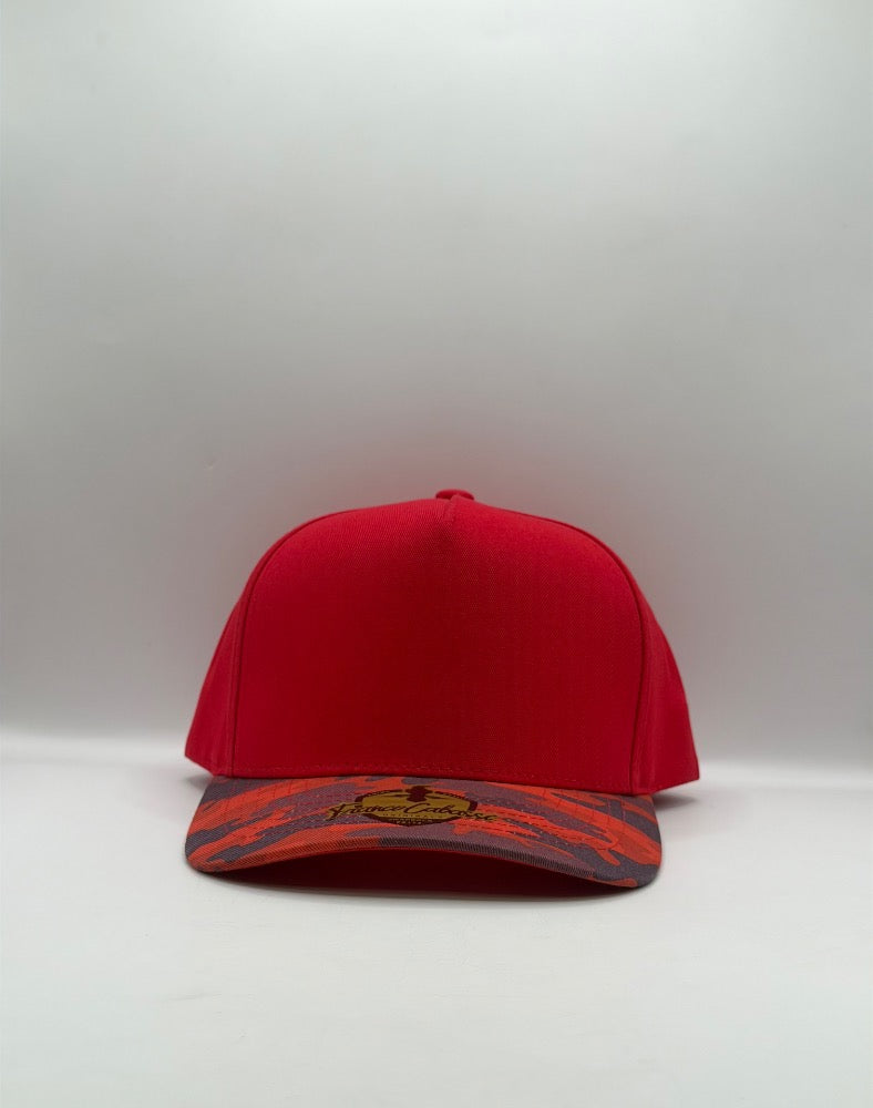 GORRA LISA ROJA CAMU