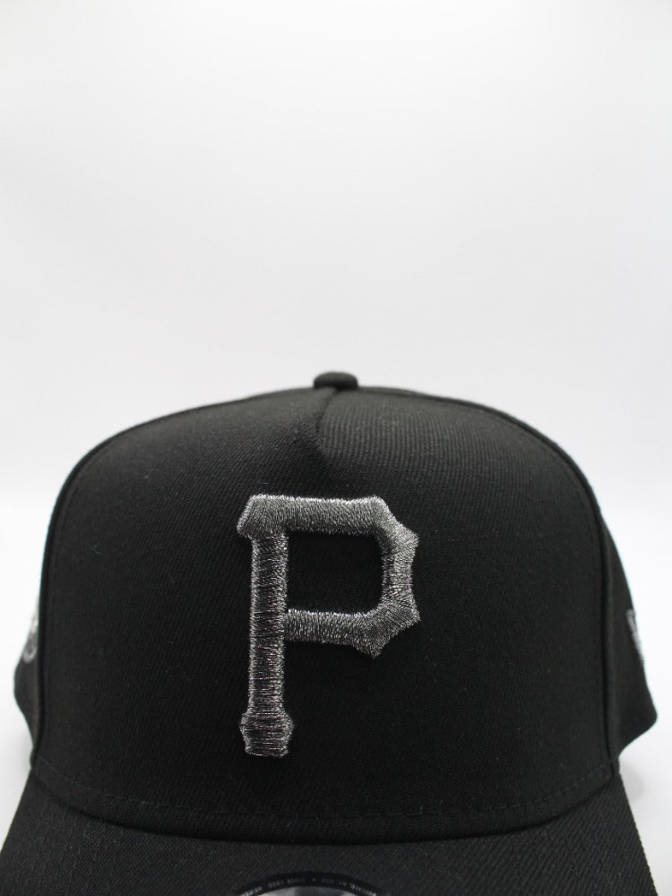 P PIRATES RIVERS STADIUM BLACK/ BEIGE