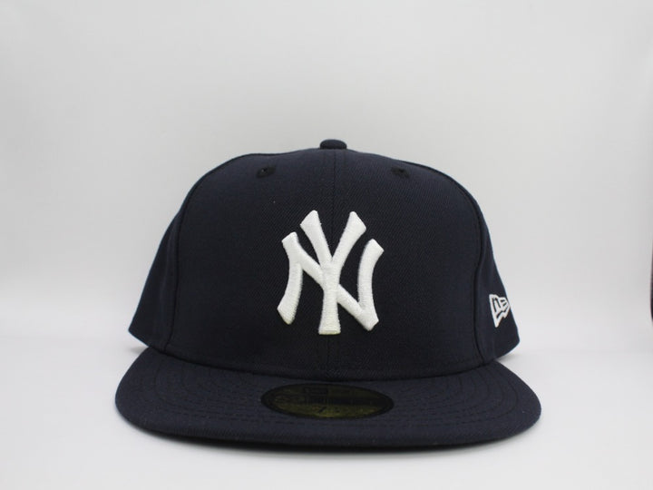 Yankees Authentic  Navy Clasicc