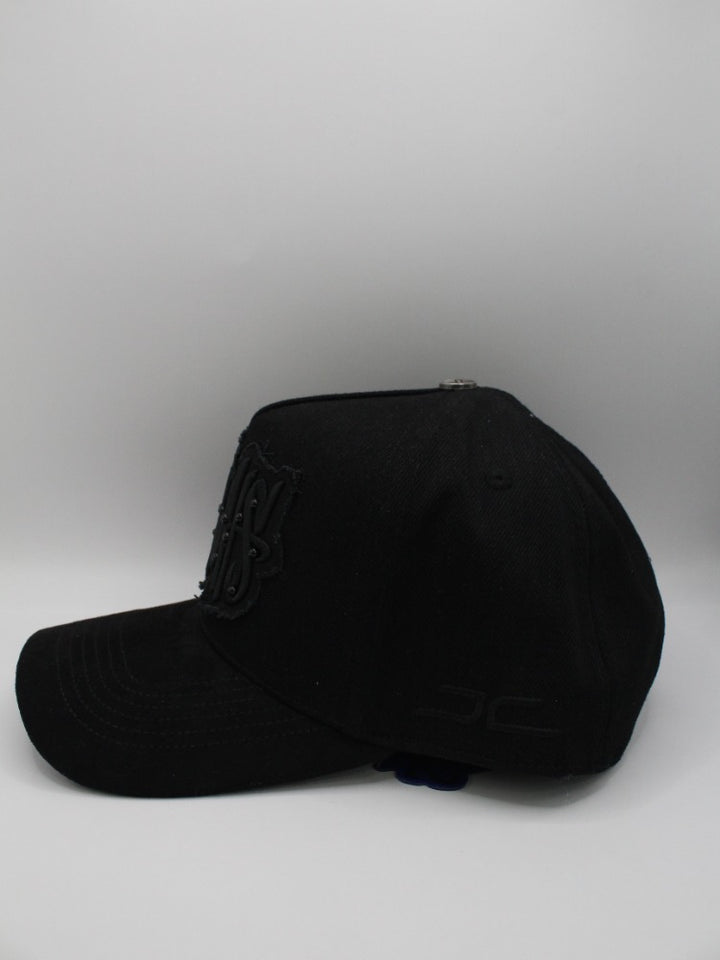 SHOOTING BLACK