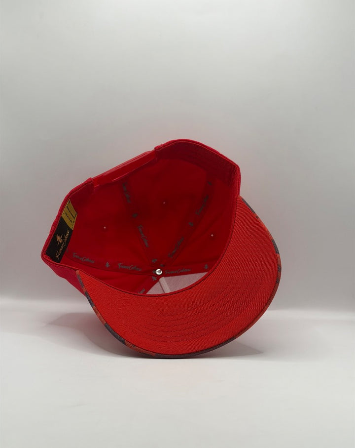 GORRA LISA ROJA CAMU