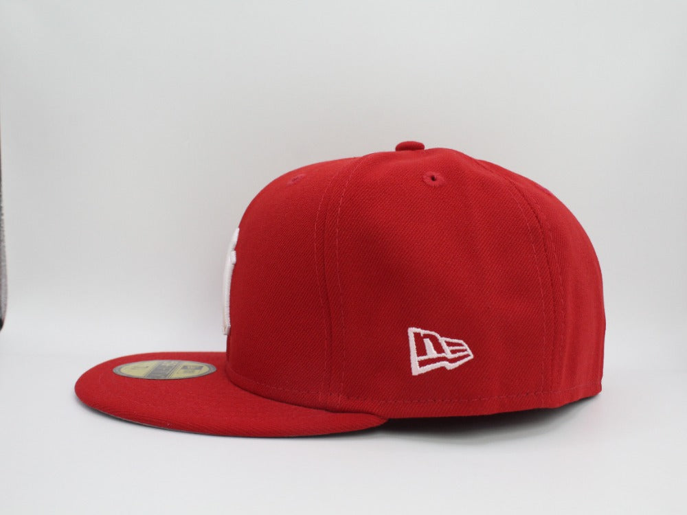 Yankees Authentic  Red Clasicc