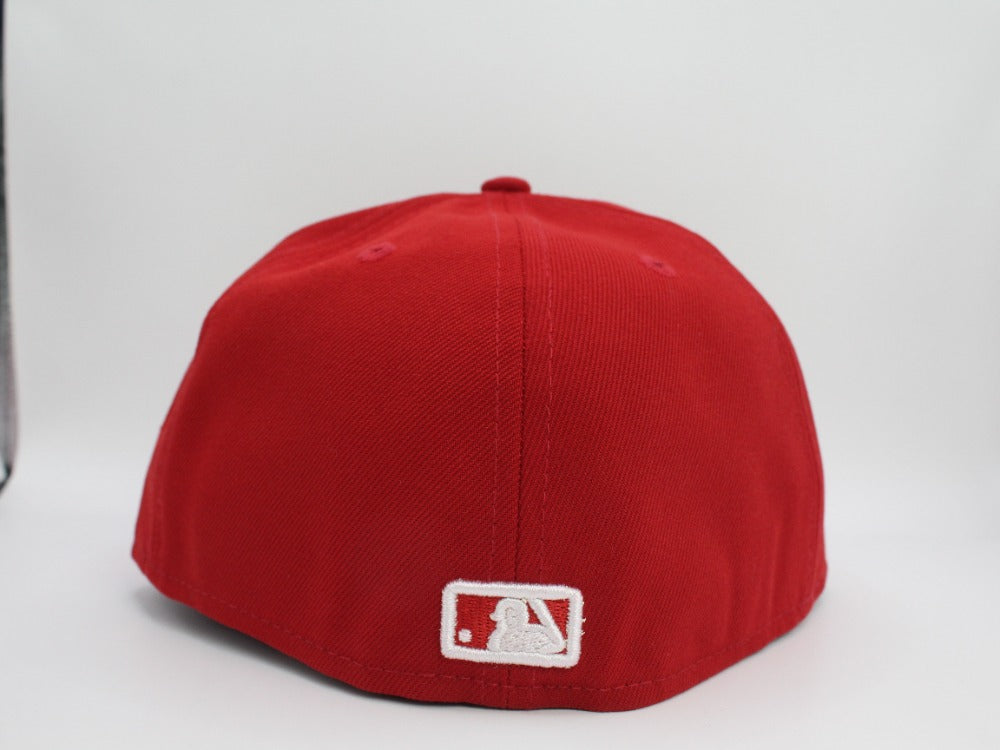 Yankees Authentic  Red Clasicc
