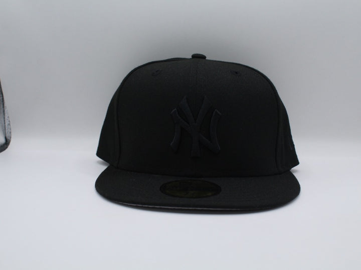 Yankees Total Black