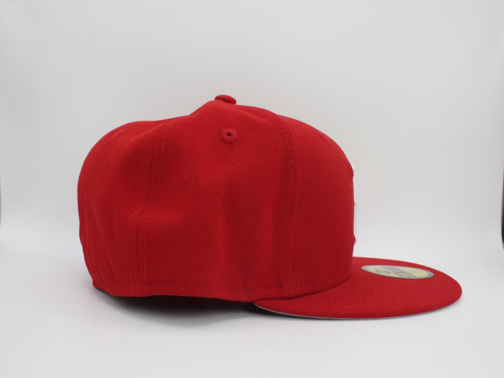 Boston Authentic  Red Clasicc