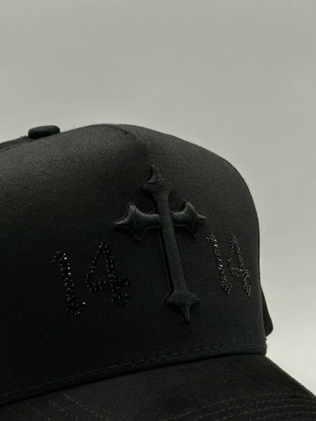 14-14 BLACK CRISTALS