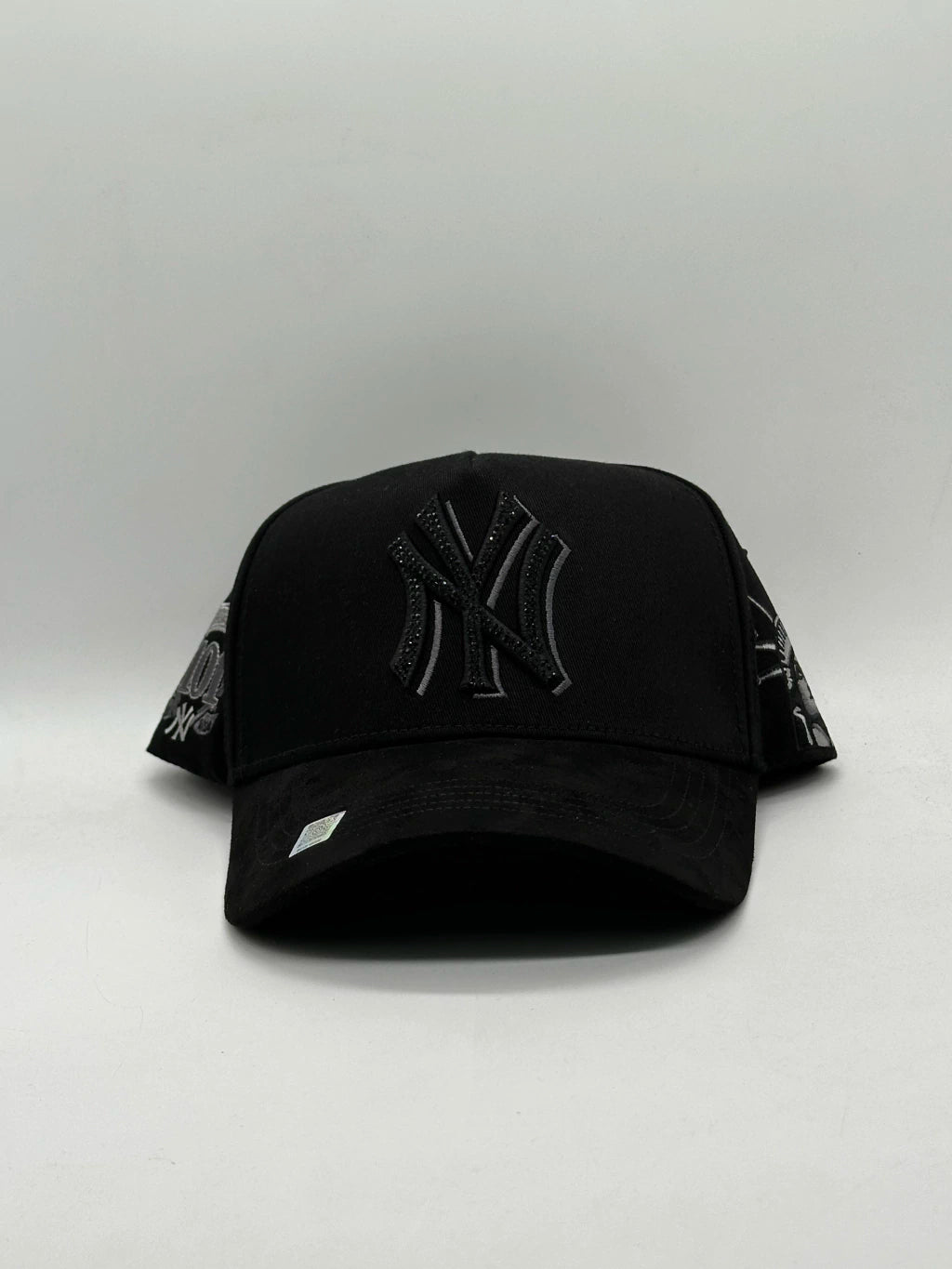 NY  CRYSTAL BLACK KEVIN HATS