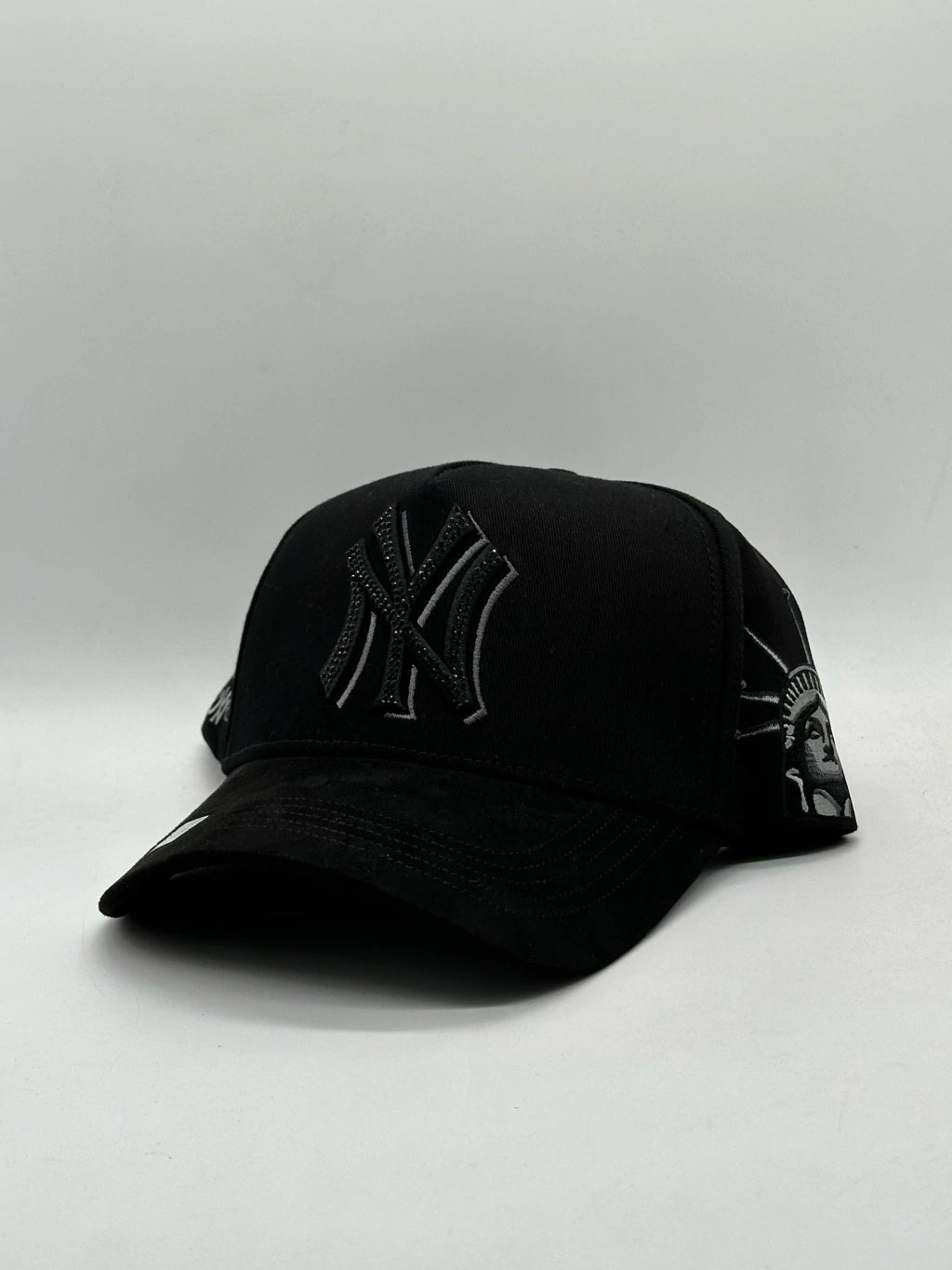 NY  CRYSTAL BLACK KEVIN HATS