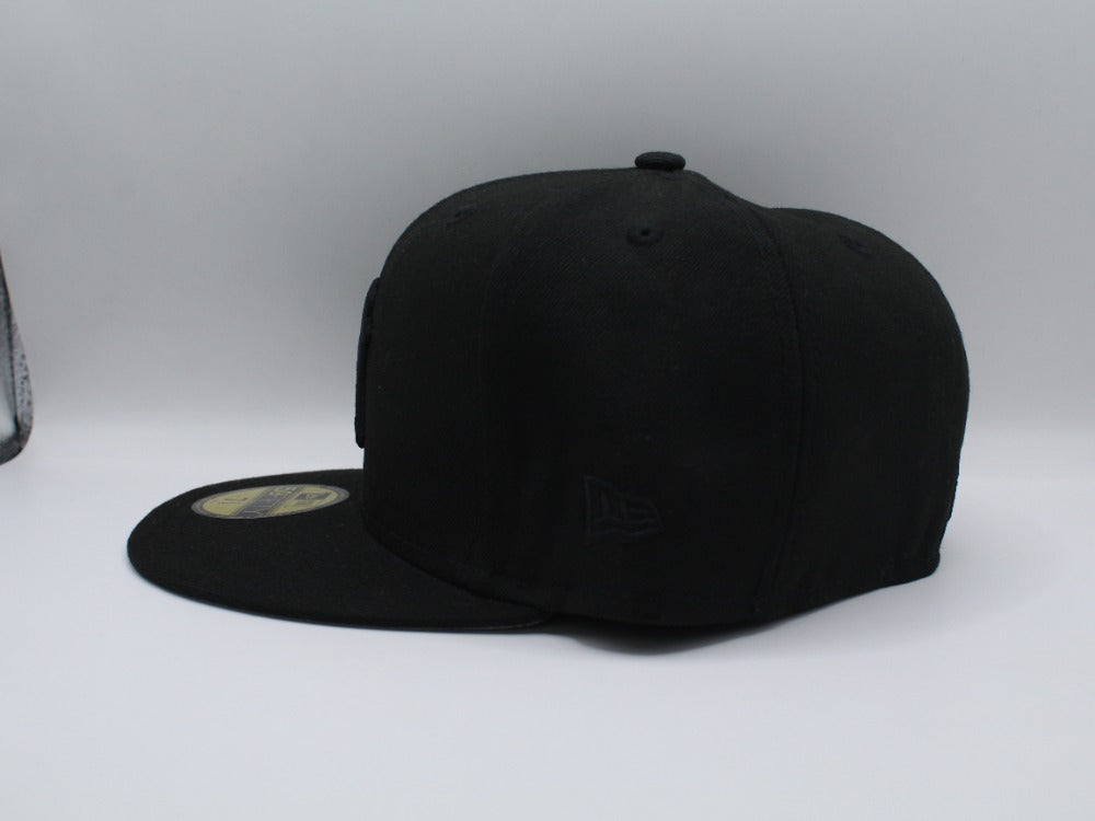 Yankees Total Black