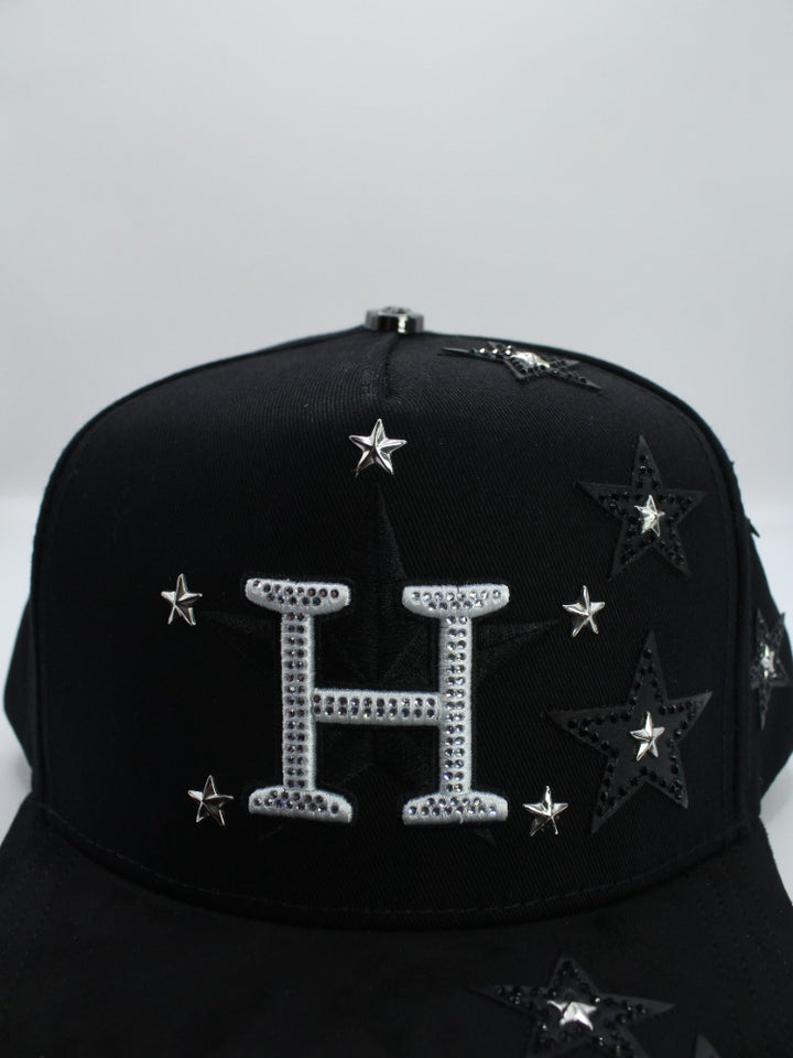 H STAR BLACK WHITE