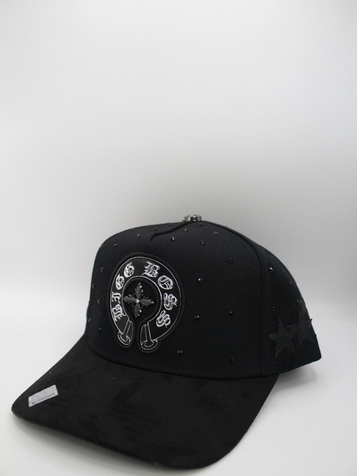 DELUXE BLACK