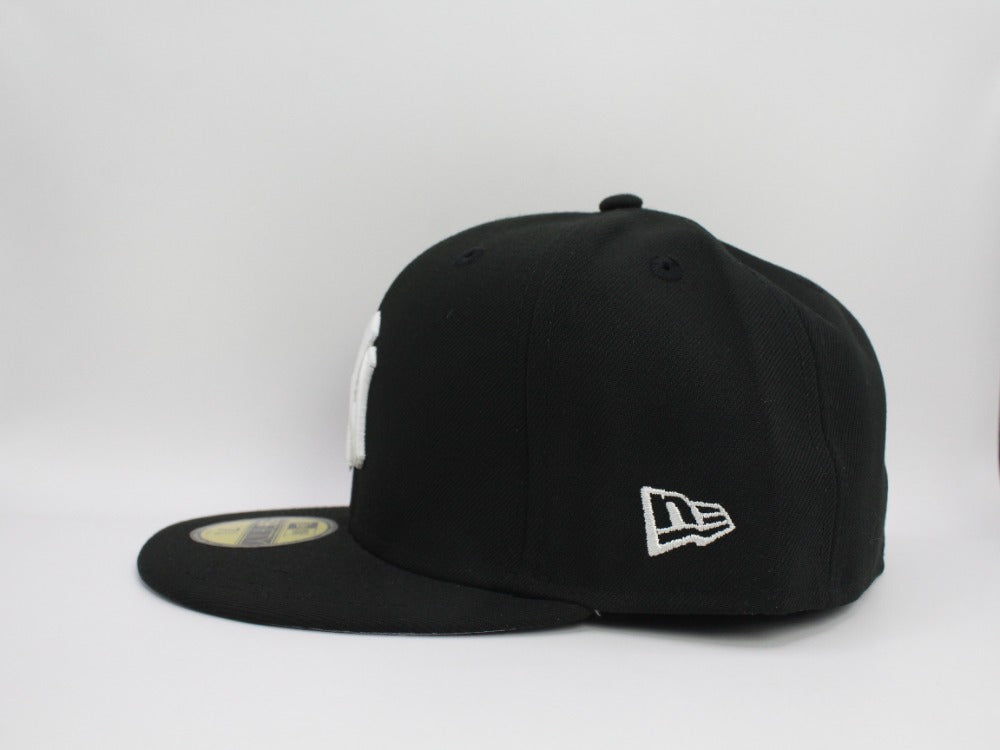 Yankees Authentic  Black