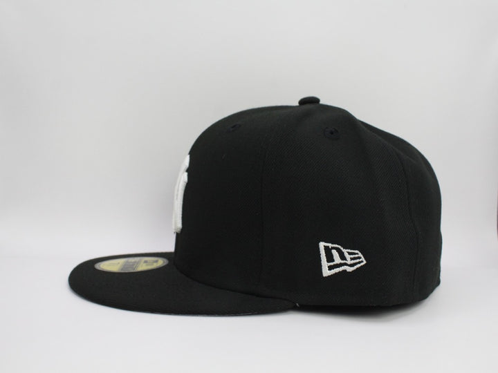 Yankees Authentic  Black
