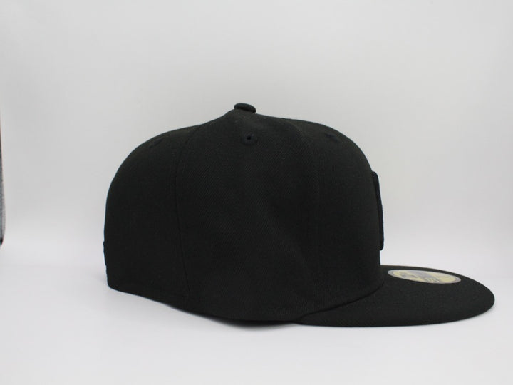 Pirates Authentic T Black
